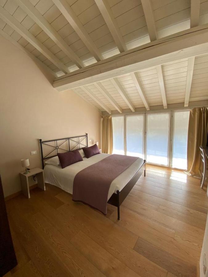 Dall Ingles Bed & Breakfast Cavriana Eksteriør bilde