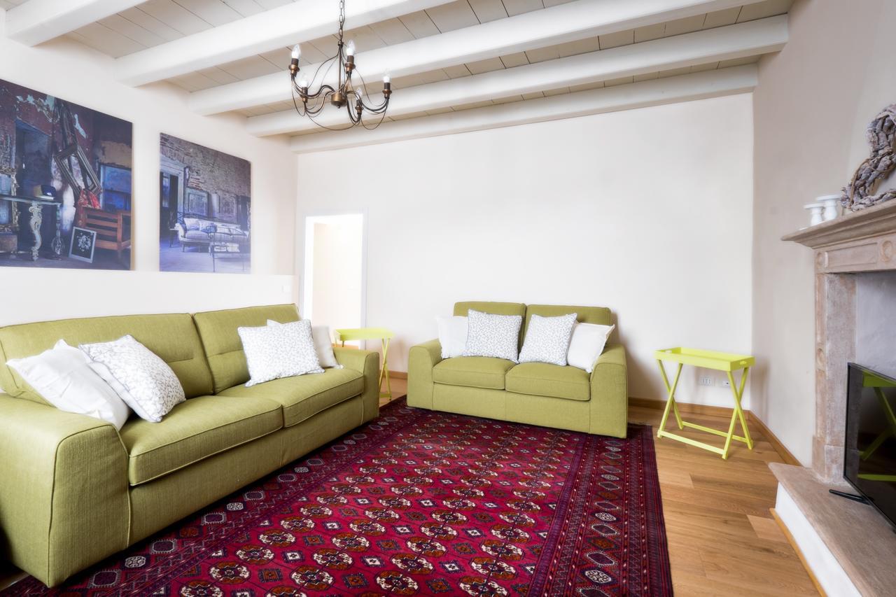 Dall Ingles Bed & Breakfast Cavriana Eksteriør bilde